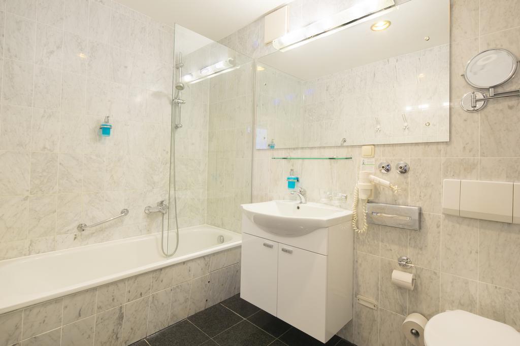 Hotel Bellevue Timmendorfer Strand Room photo